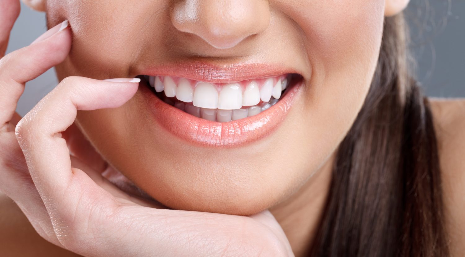 How Teeth Whitening Services Can Increase Patient Retention